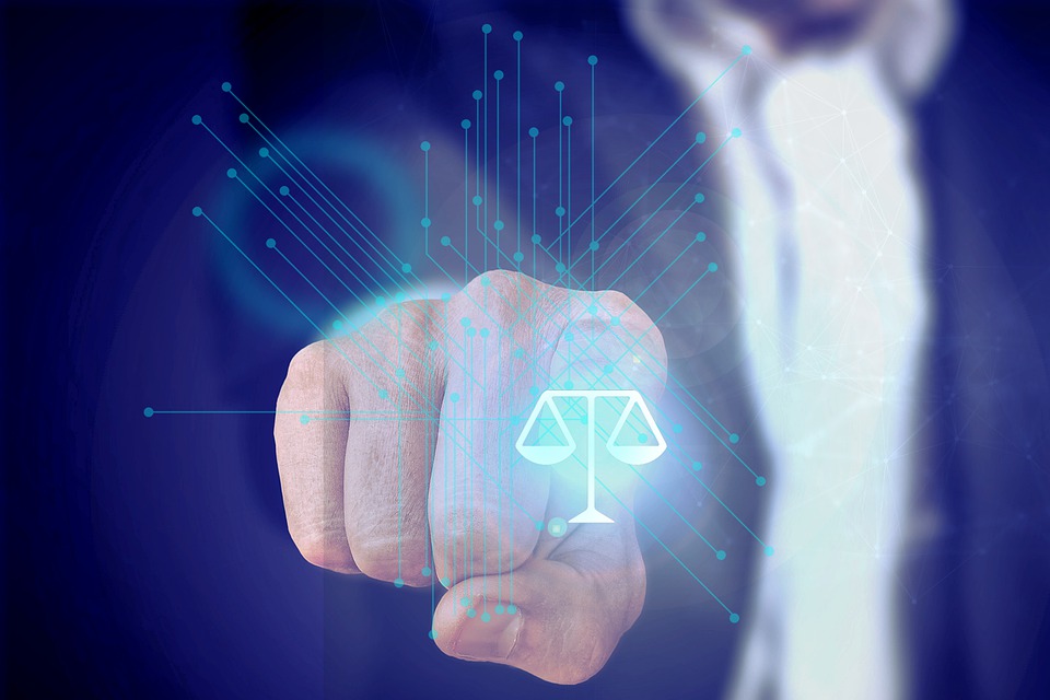 Notaire ou avocat : qui a besoin de quoi ?